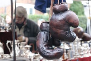 Brocantes et Vide-greniers à Brétignolles sur Mer et aux alentours. Dates des Brocantes et Vide-greniers à Bretignolles sur mer, Brem, Saint Gilles Croix de Vie ou aux Sables d'Olonne